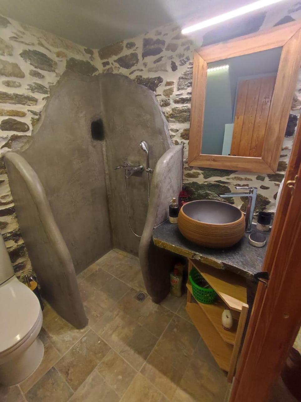 Πέτροκτιστο Σπίτι. Stone House Villa Karystos  Exteriör bild